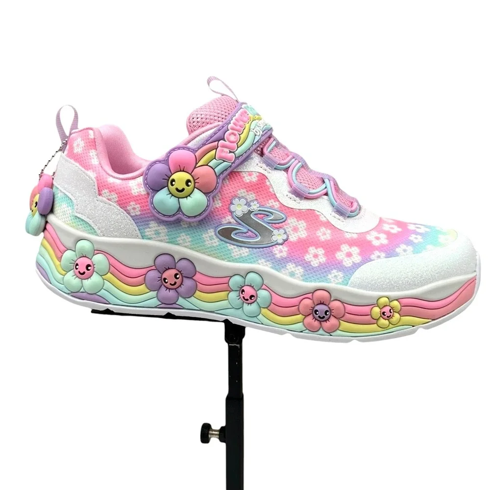 Skechers Youth Big Girls Flower Friends‎ Slip-on Sneakers Size 3.5 White/Multi